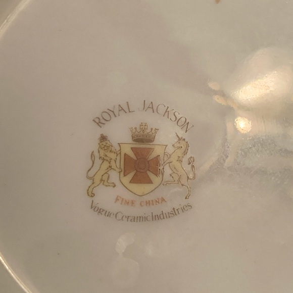 Royal Jackson Fine China Emerald Ivy Pattern - Picture 5 of 6